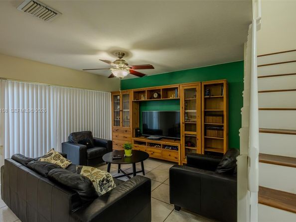 17009 NW 22nd St, Pembroke Pines FL 33028