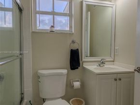17009 NW 22nd St, Pembroke Pines FL 33028