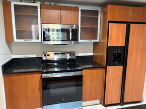 2775 NE 187 St 628, Aventura FL 33180