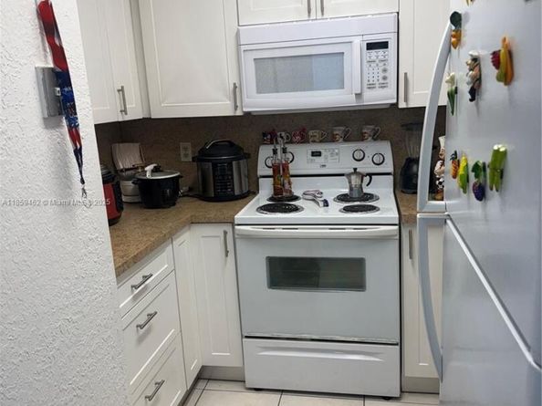 5706 W 26th Ave 5706, Hialeah FL 33016
