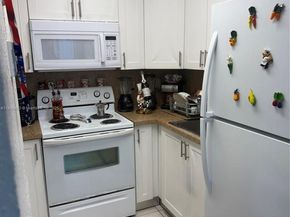 5706 W 26th Ave 5706, Hialeah FL 33016