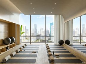 99 SW 7th St PH3903, Miami FL 33131