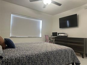 1335 W 68th St 308, Hialeah FL 33014