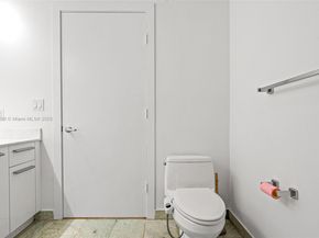 1050 Brickell Ave 1006, Miami FL 33131