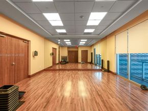 1050 Brickell Ave 1006, Miami FL 33131