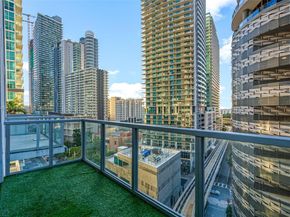 1050 Brickell Ave 1006, Miami FL 33131