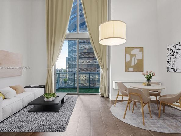 1050 Brickell Ave 1006, Miami FL 33131