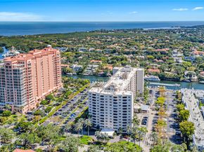 90 Edgewater Dr 624, Coral Gables FL 33133