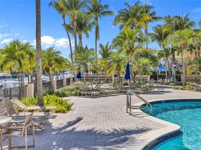 90 Edgewater Dr 624, Coral Gables FL 33133