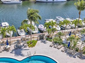 90 Edgewater Dr 624, Coral Gables FL 33133