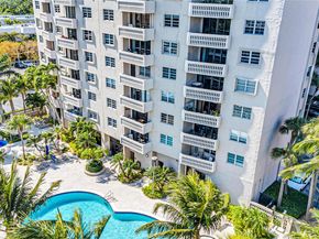 90 Edgewater Dr 624, Coral Gables FL 33133