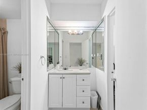 100 Lincoln Rd 417, Miami Beach FL 33139