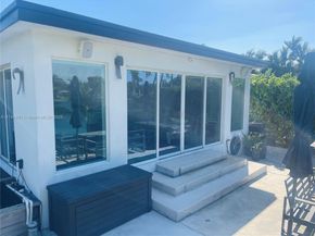 8841 SW 54th St, Miami FL 33165