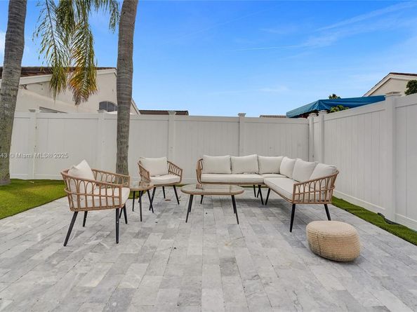 4955 SW 33rd Ave, Hollywood FL 33312