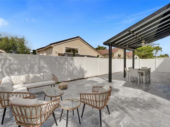 4955 SW 33rd Ave, Hollywood FL 33312