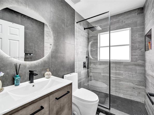 4955 SW 33rd Ave, Hollywood FL 33312