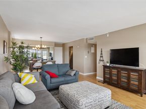401 Golden Isles Dr 1012, Hallandale Beach FL 33009