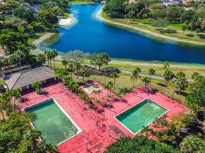 10026 Hammocks Blvd 2076, Miami FL 33196