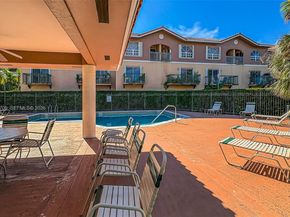 10026 Hammocks Blvd 2076, Miami FL 33196