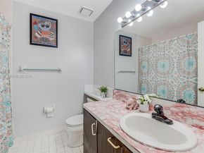 10026 Hammocks Blvd 2076, Miami FL 33196