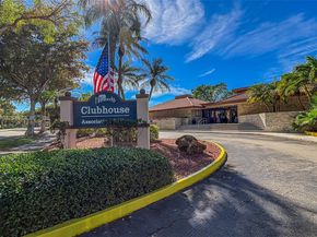 10026 Hammocks Blvd 2076, Miami FL 33196