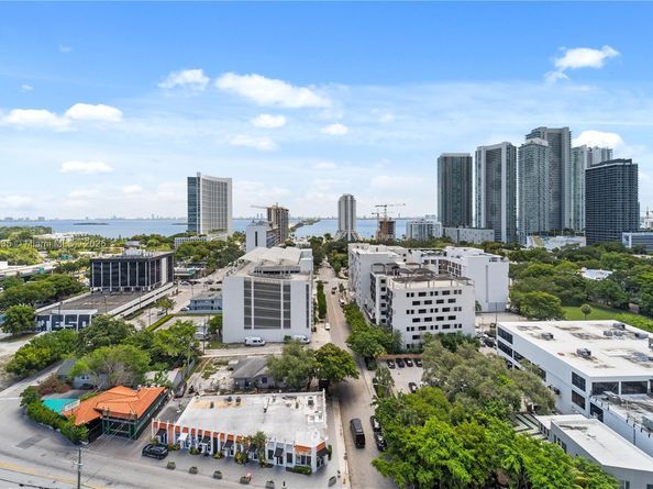 3470 E Coast Ave H1514, Miami FL 33137