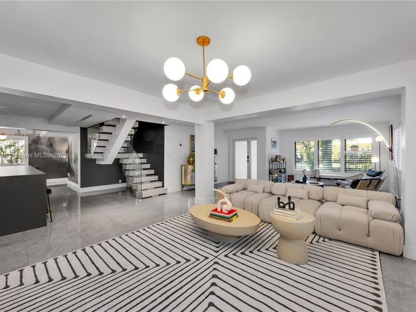 1117 Alberca St, Coral Gables FL 33134