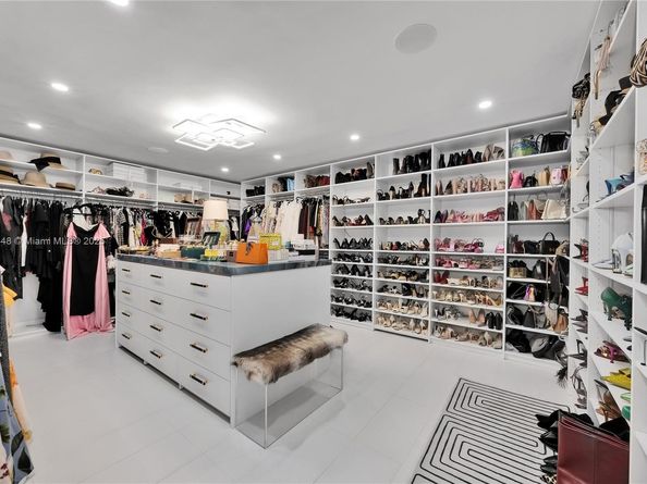 1117 Alberca St, Coral Gables FL 33134