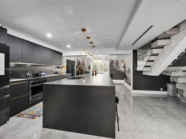 1117 Alberca St, Coral Gables FL 33134