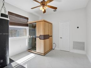 1221 NW 141st Ave, Pembroke Pines FL 33028