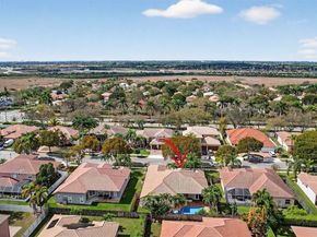 1221 NW 141st Ave, Pembroke Pines FL 33028