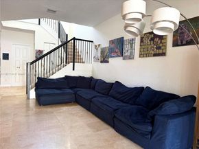 826 E Spinnaker Dr E, Hollywood FL 33019