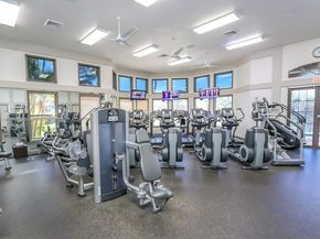 826 E Spinnaker Dr E, Hollywood FL 33019