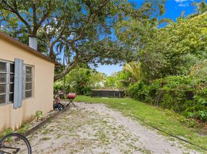 10920 NW 12th Ct, Miami FL 33167