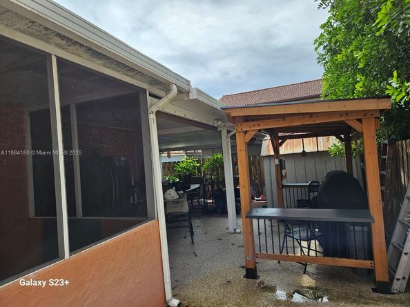 5320 NW 190th St, Miami Gardens FL 33055