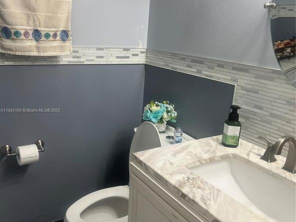 5320 NW 190th St, Miami Gardens FL 33055