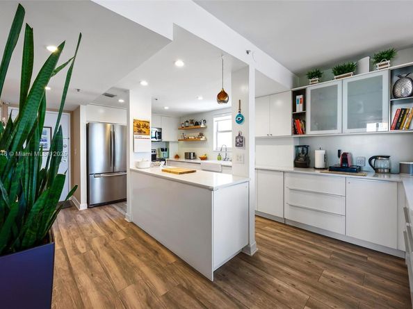2829 Indian Creek Dr 1001+1002, Miami Beach FL 33140