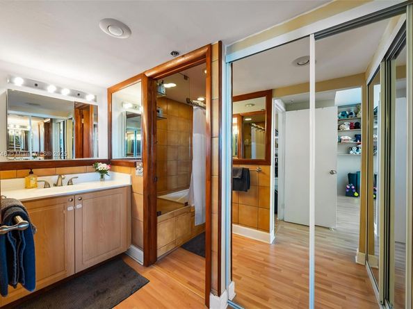 2829 Indian Creek Dr 1001+1002, Miami Beach FL 33140