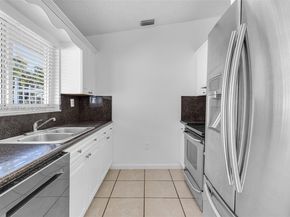 20900 SW 118th Ave, Miami FL 33177