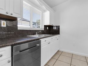 20900 SW 118th Ave, Miami FL 33177