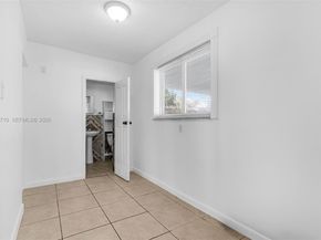 20900 SW 118th Ave, Miami FL 33177