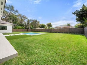 6990 SW 58th St, Miami FL 33143