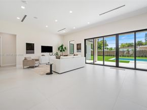 6990 SW 58th St, Miami FL 33143