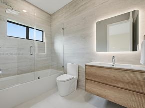 6990 SW 58th St, Miami FL 33143