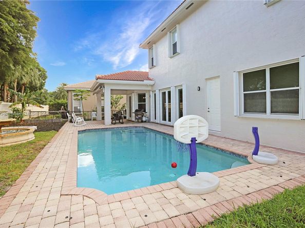 4968 SW 183rd Ave, Miramar FL 33029