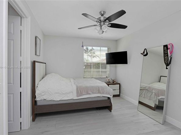 4968 SW 183rd Ave, Miramar FL 33029
