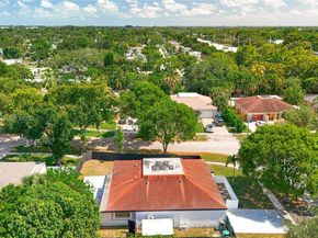 4996 SW 95th Ave, Cooper City FL 33328