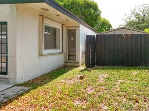 4996 SW 95th Ave, Cooper City FL 33328