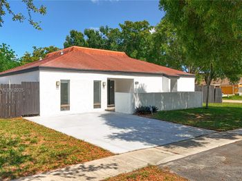 4996 SW 95th Ave
