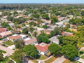 4996 SW 95th Ave, Cooper City FL 33328
